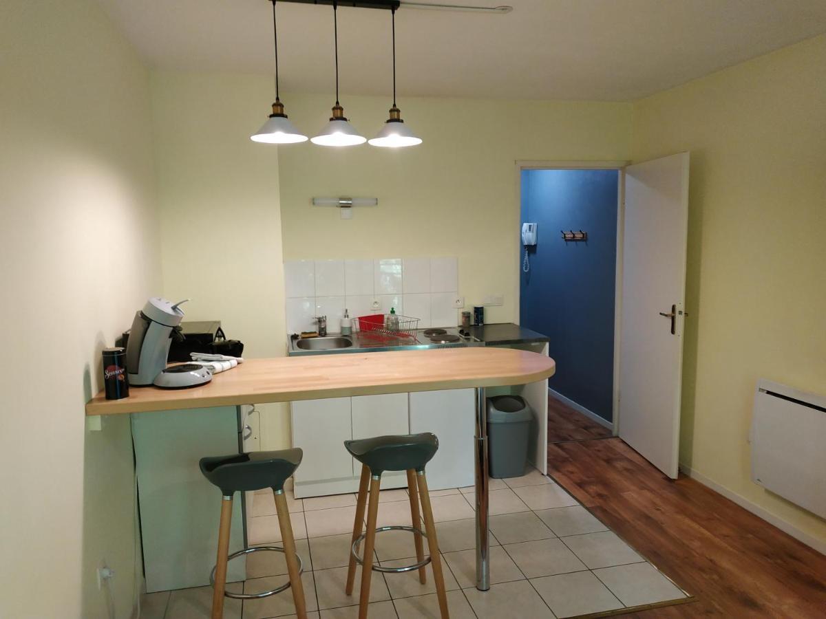 Bonvallet - Studio Paisible Et Chaleureux Avec Balcon Amiens Quarto foto